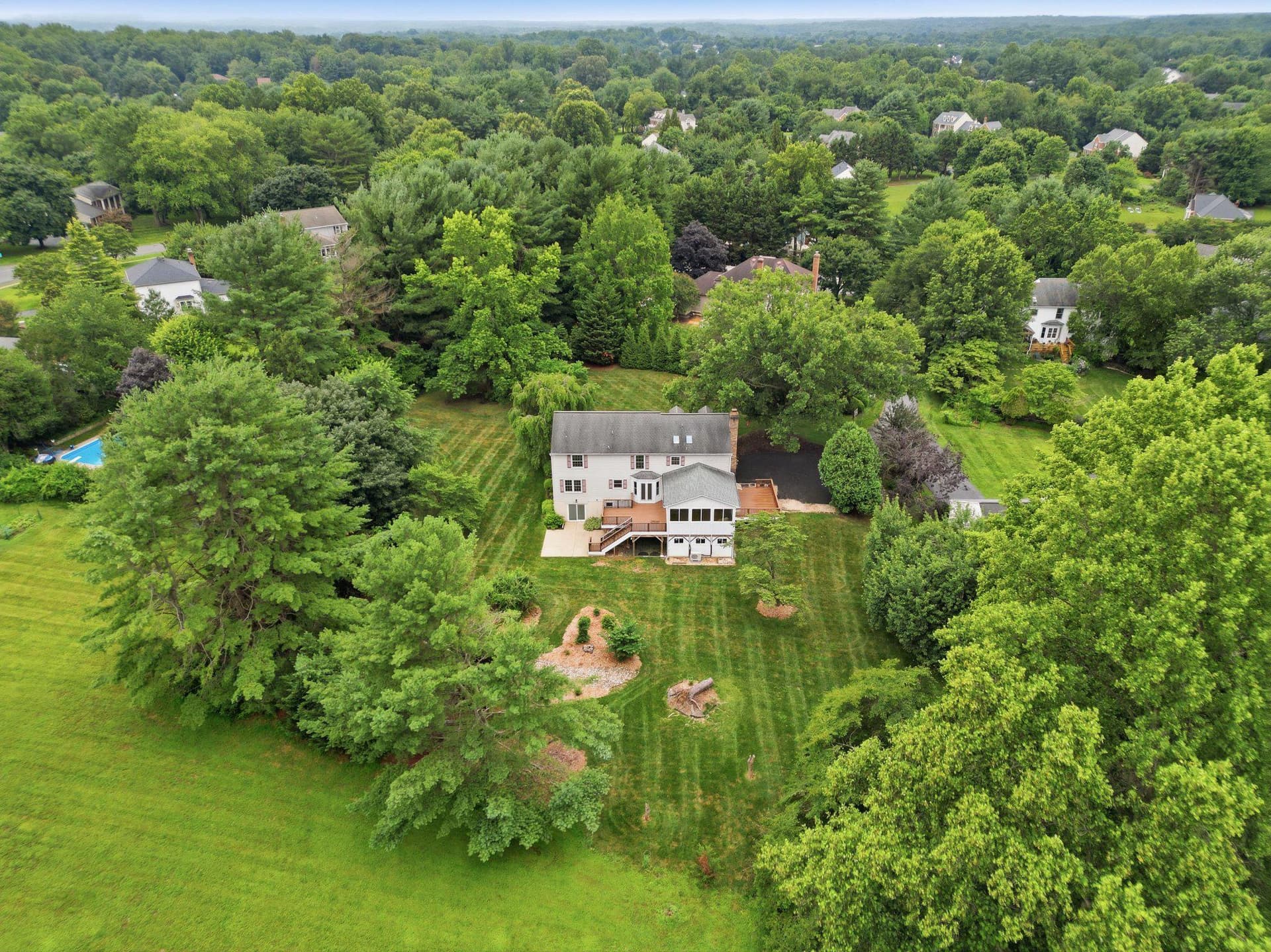 1032 Riva Ridge Drive photo 2