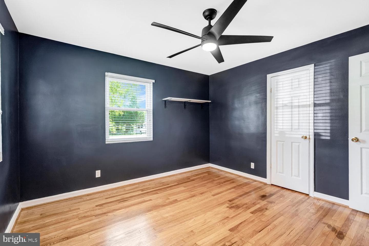 6806 Smithway Drive photo 9