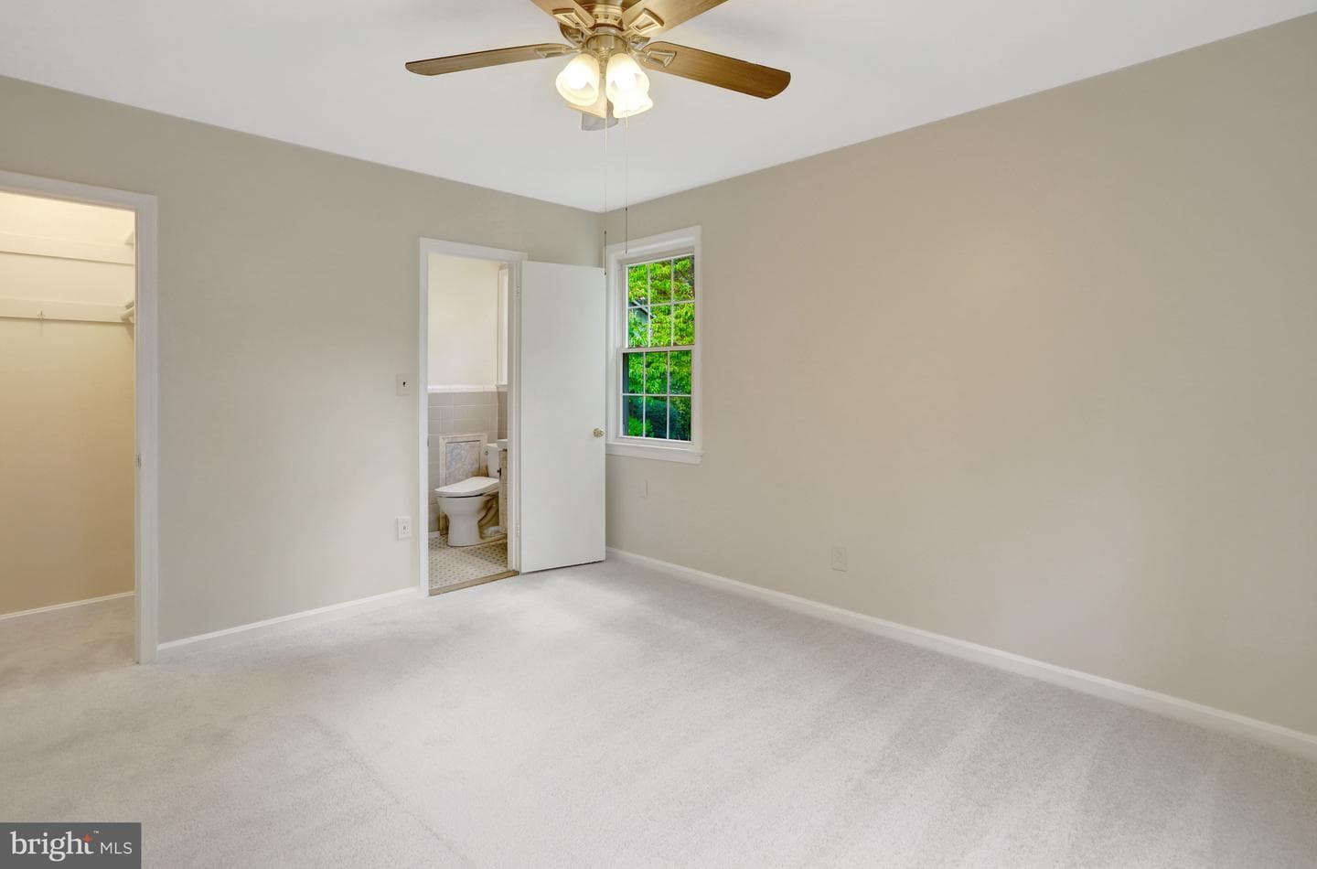 7623 Mendota Place photo 18