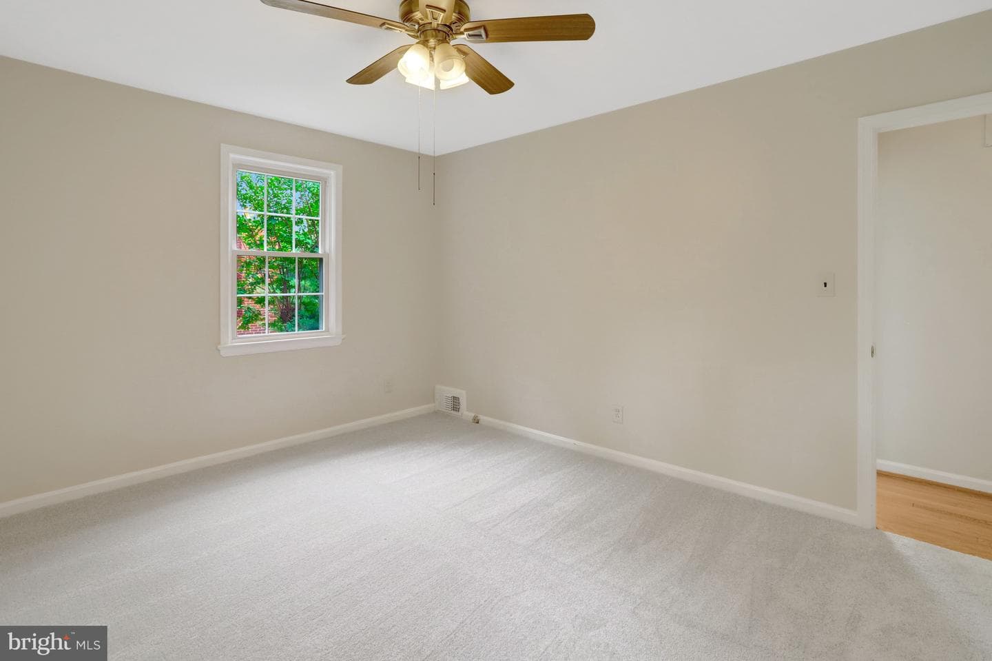 7623 Mendota Place photo 19