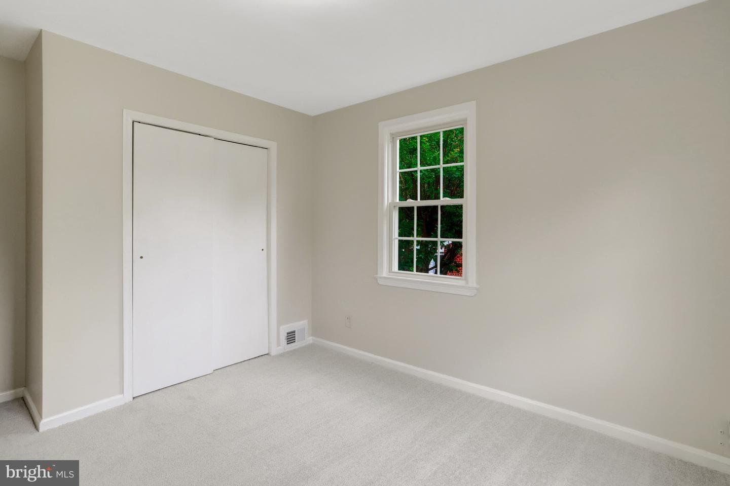 7623 Mendota Place photo 26