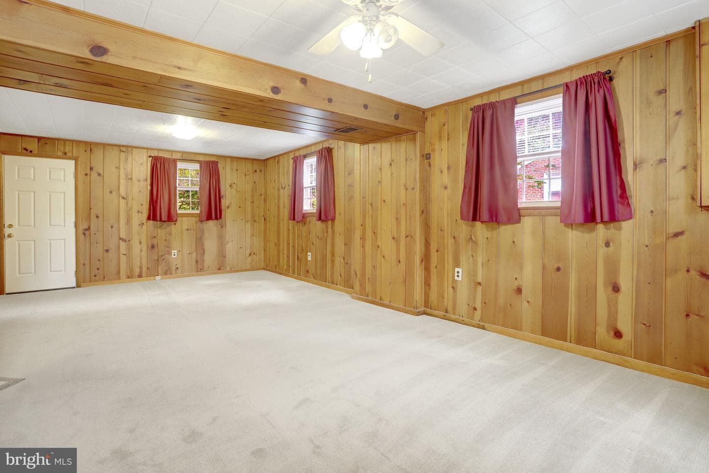 7623 Mendota Place photo 38