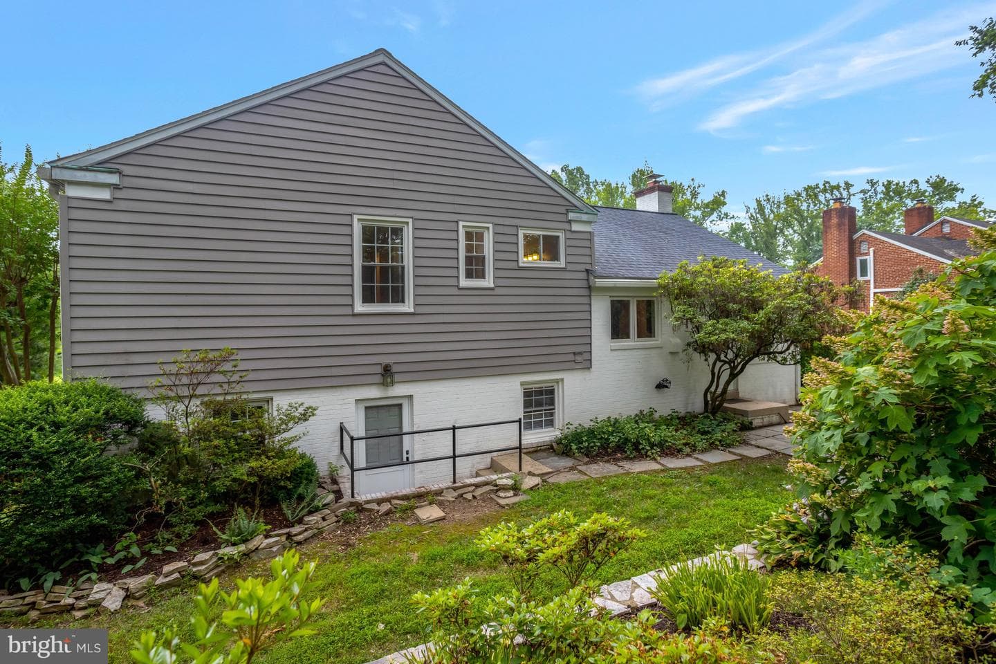 7623 Mendota Place photo 46