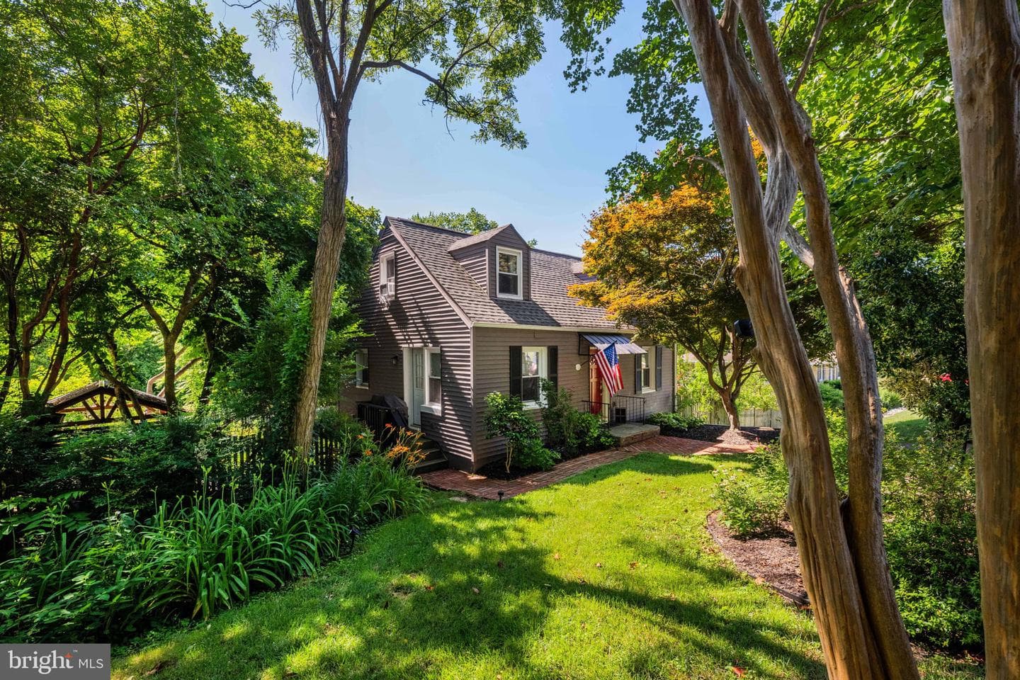 8509 Richmond Avenue, Alexandria
