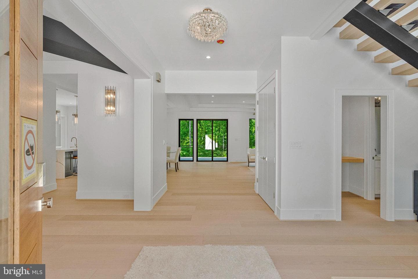 1434 Waggaman Circle photo 6