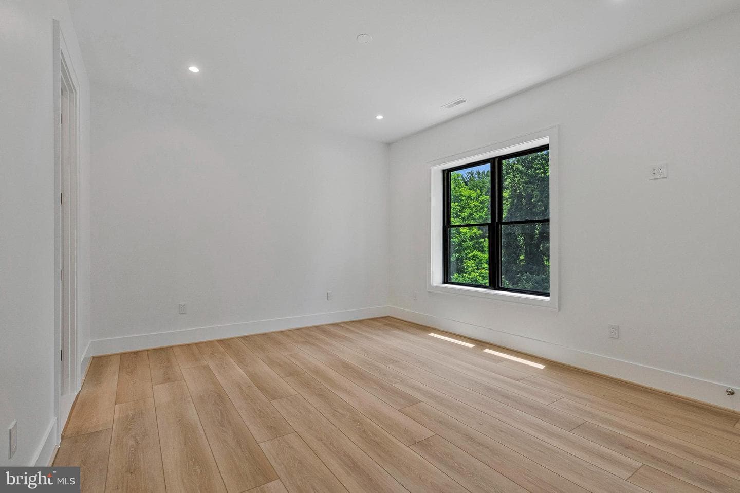 1434 Waggaman Circle photo 92