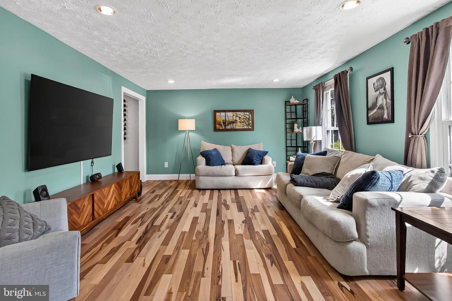 1057 Burwick Drive photo 8