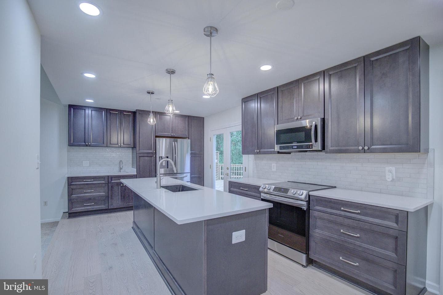 9519 Heathwood Court photo 9