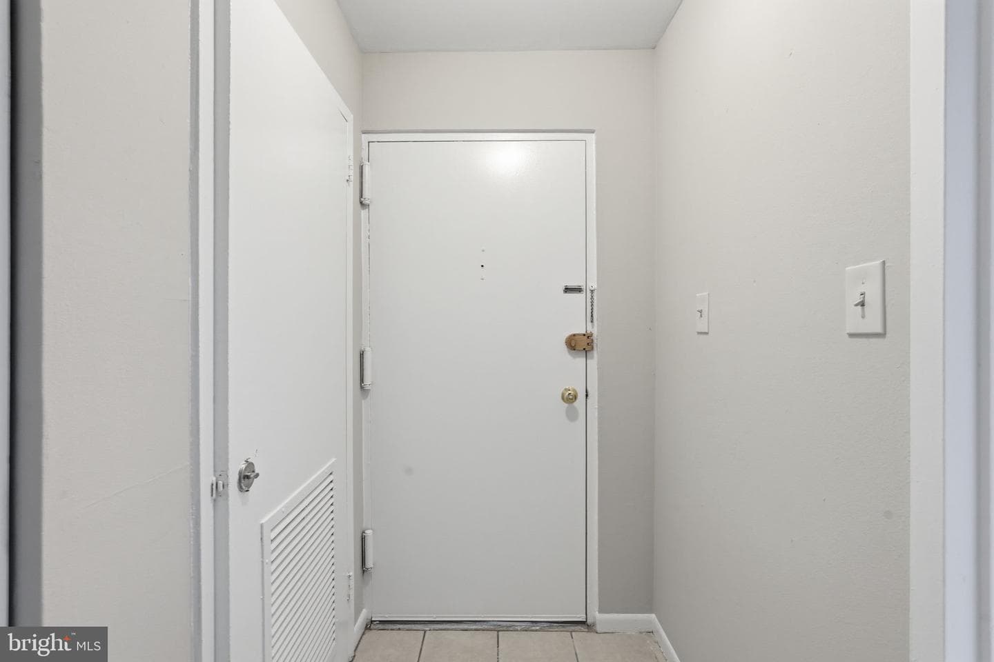 1526 Northgate Square ##26/22b, Reston