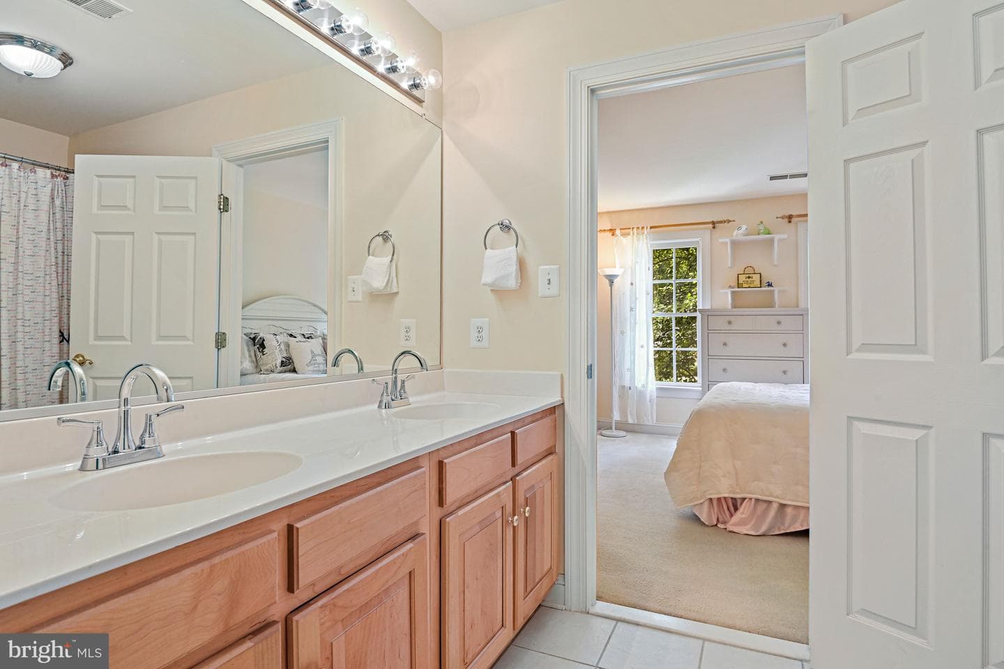 10560 Fox Forest Drive photo 32