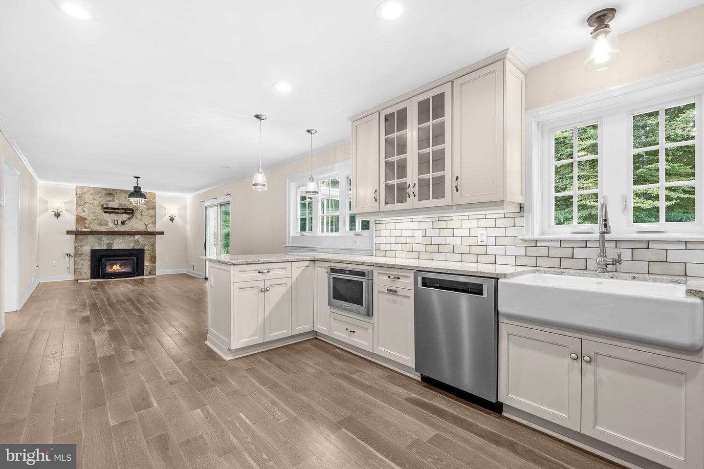 5110 Holden Street photo 14