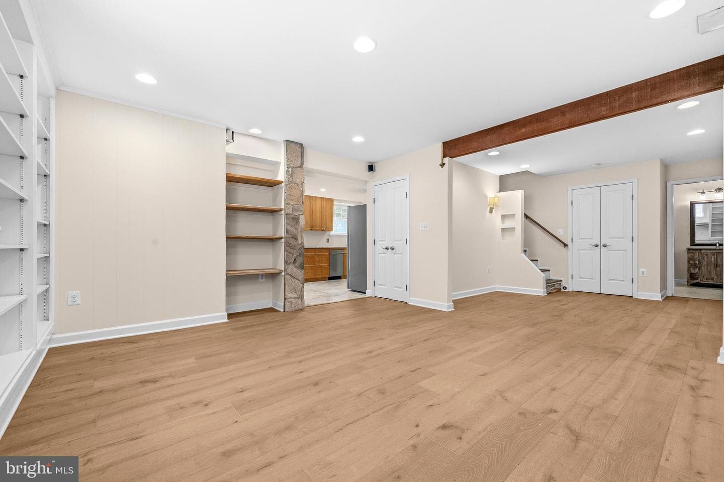 5110 Holden Street photo 39