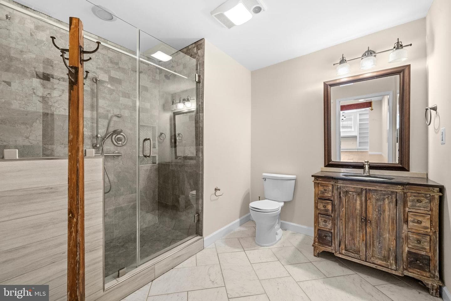 5110 Holden Street photo 41