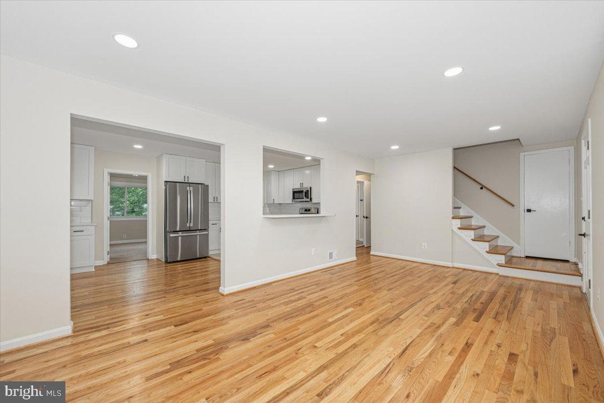 8624 Parliament Drive photo 14