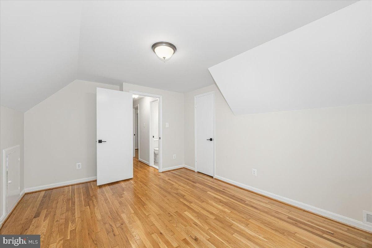 8624 Parliament Drive photo 26