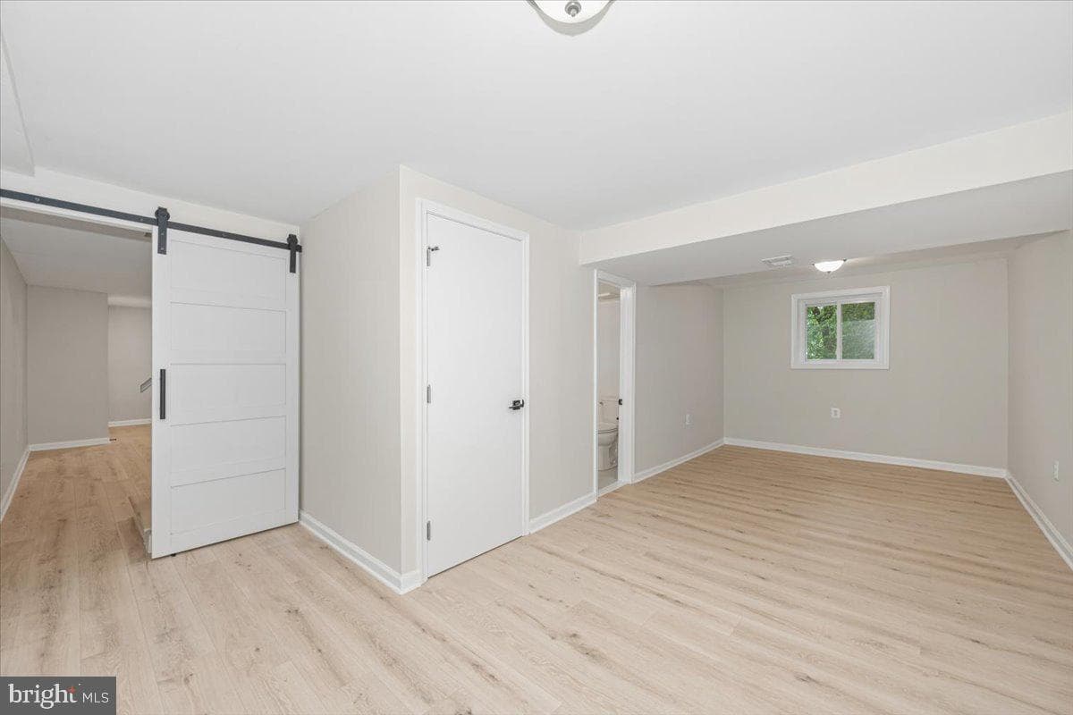 8624 Parliament Drive photo 31