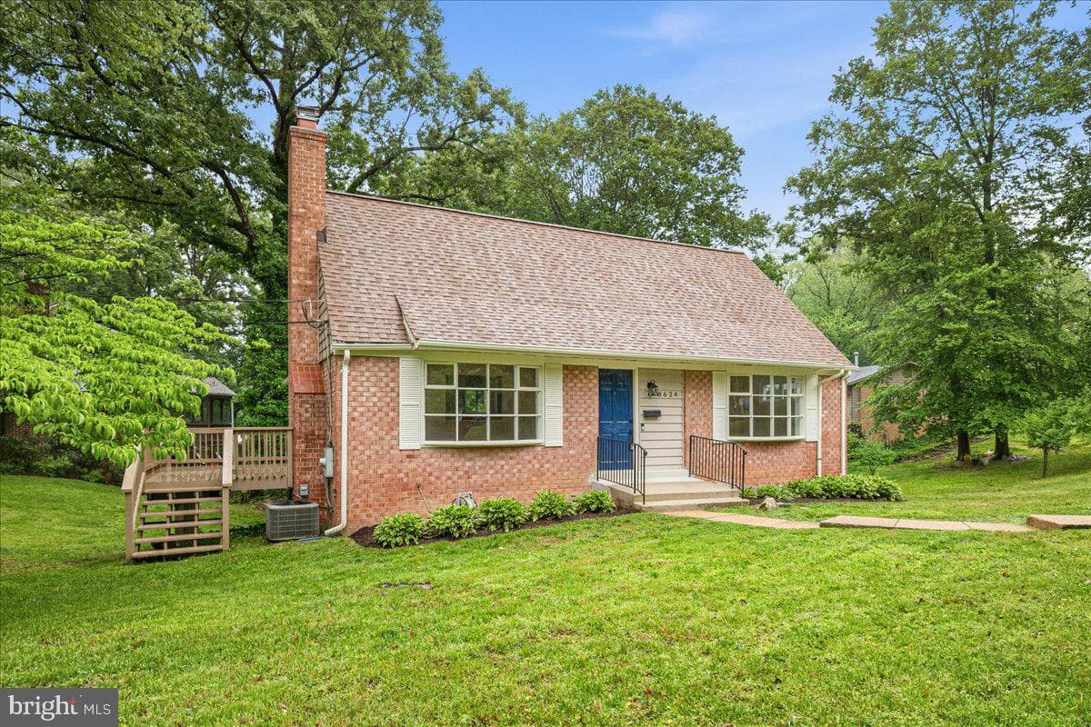 8624 Parliament Drive photo 6