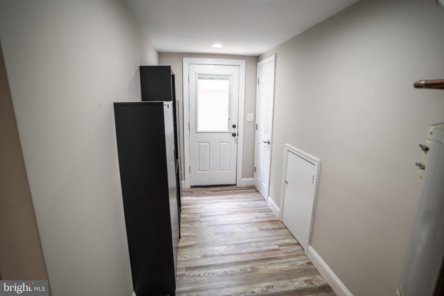 8926 Sylvania Street photo 36