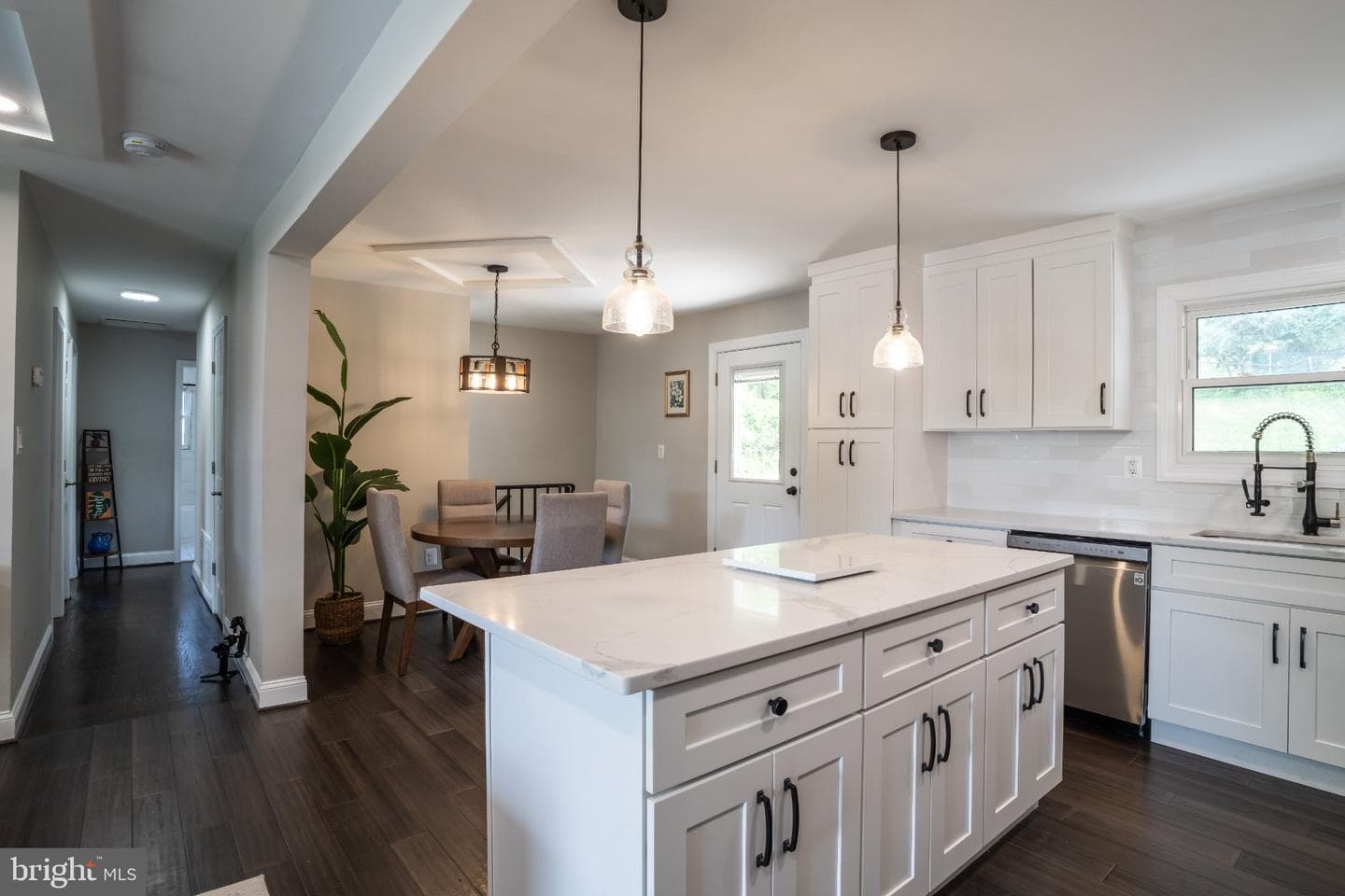 8926 Sylvania Street photo 5