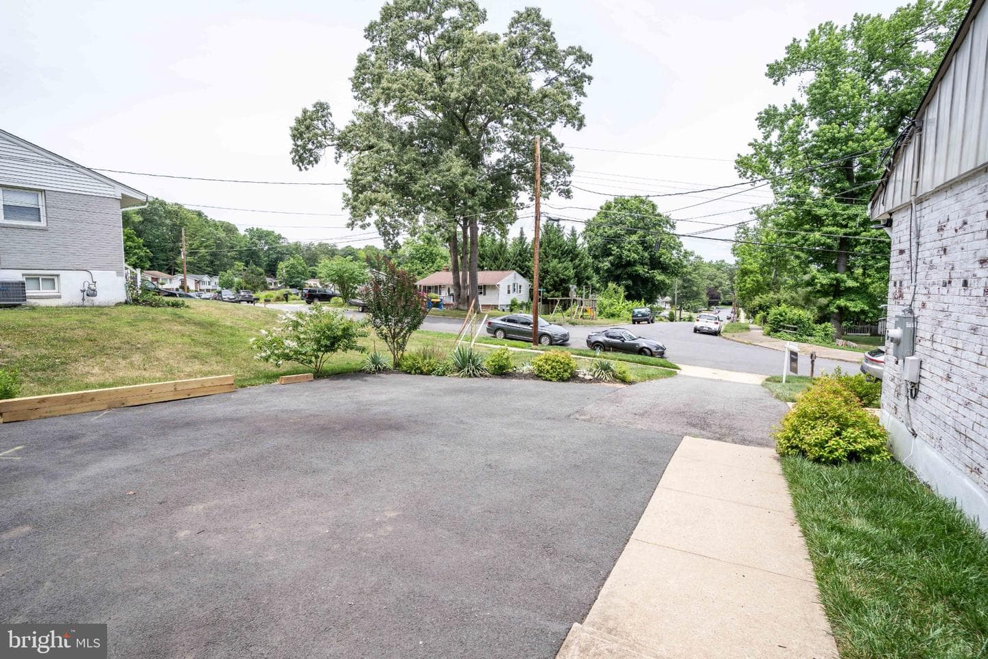 8926 Sylvania Street photo 50