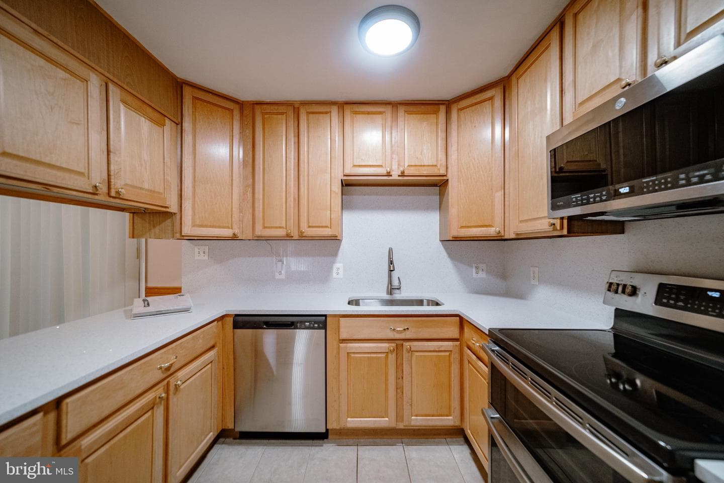 2205 Southgate Square SE #2205 photo 5