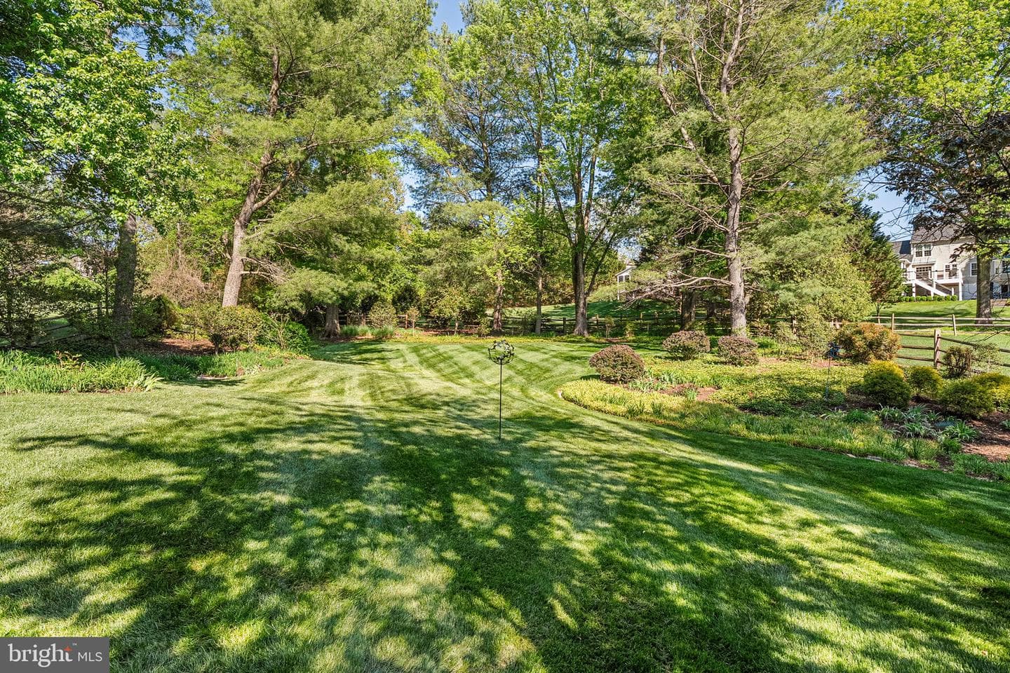 9817 Days Farm Drive photo 7