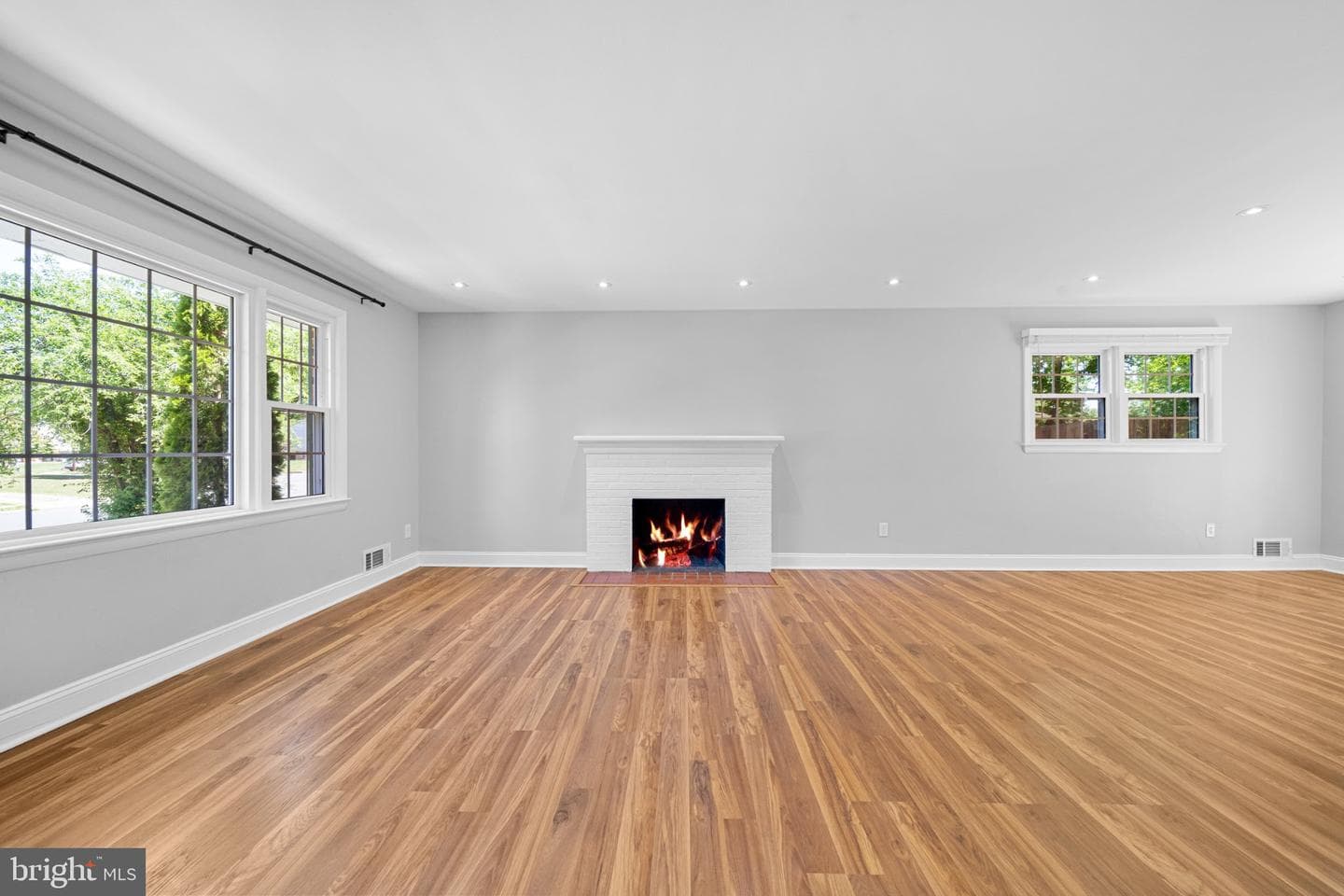 14711 Carlbern Drive photo 7