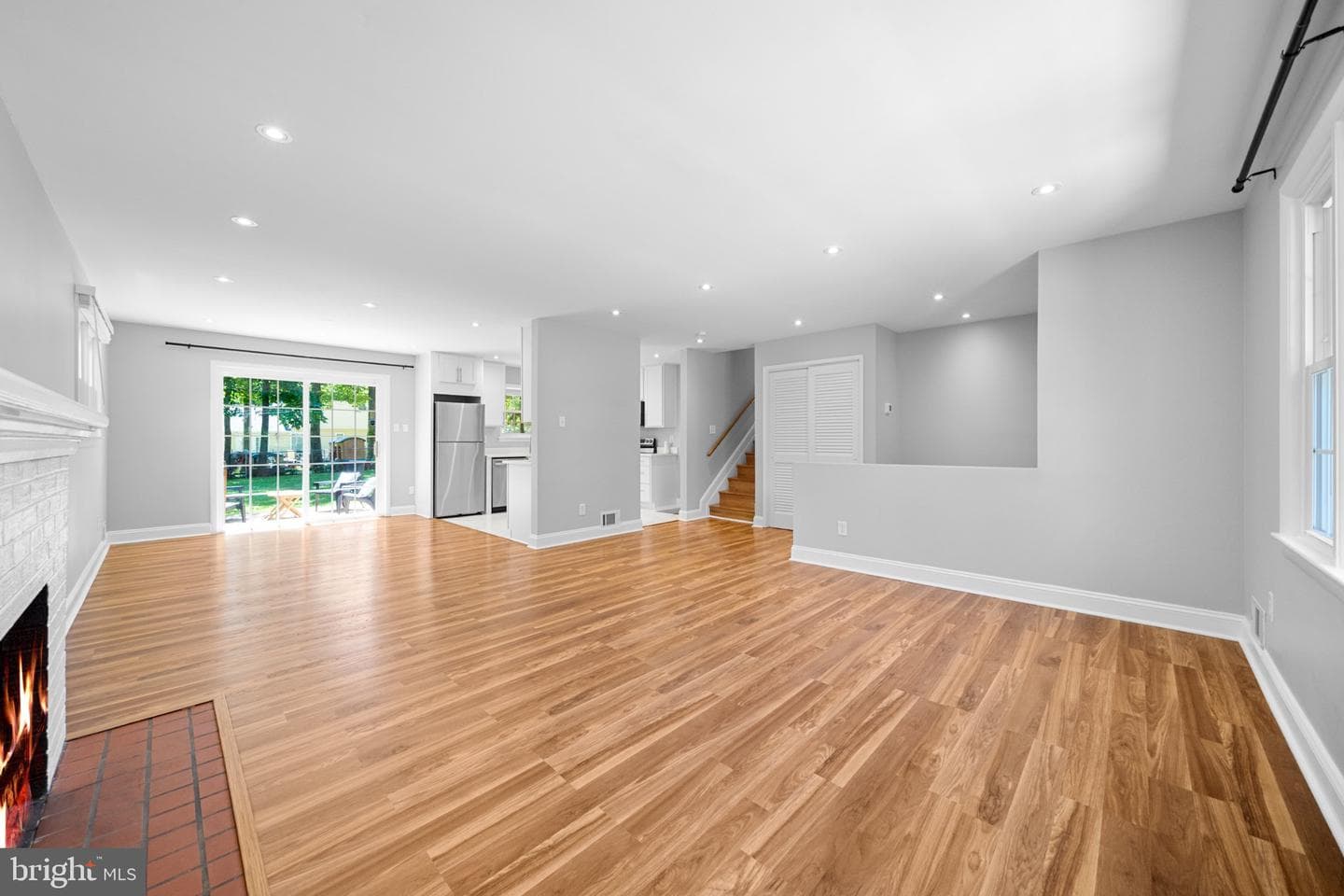 14711 Carlbern Drive photo 9