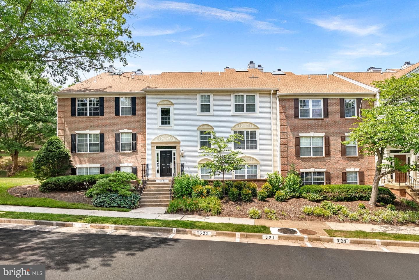 12110 Green Leaf Ct # 202, Fairfax