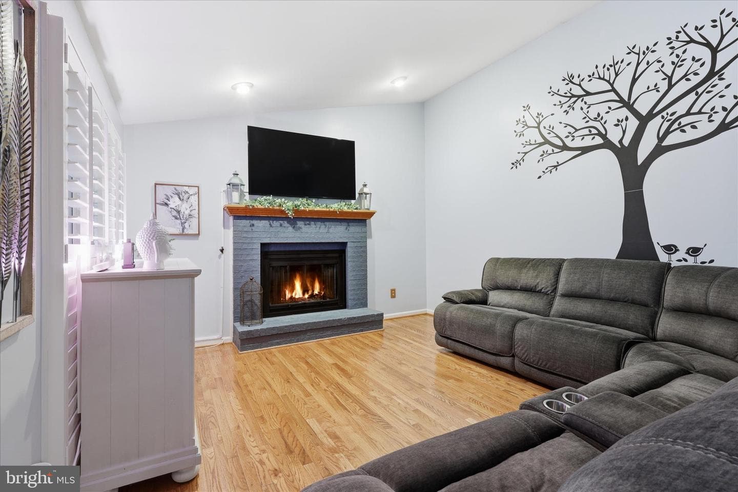 1498 Powells Tavern Place photo 14