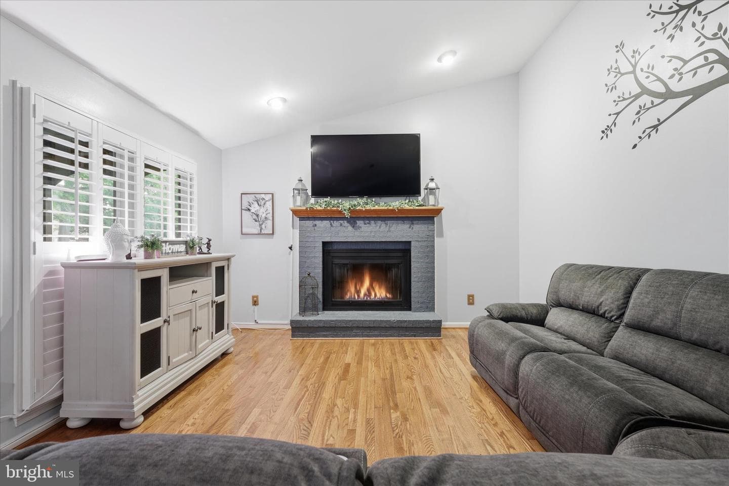 1498 Powells Tavern Place photo 15