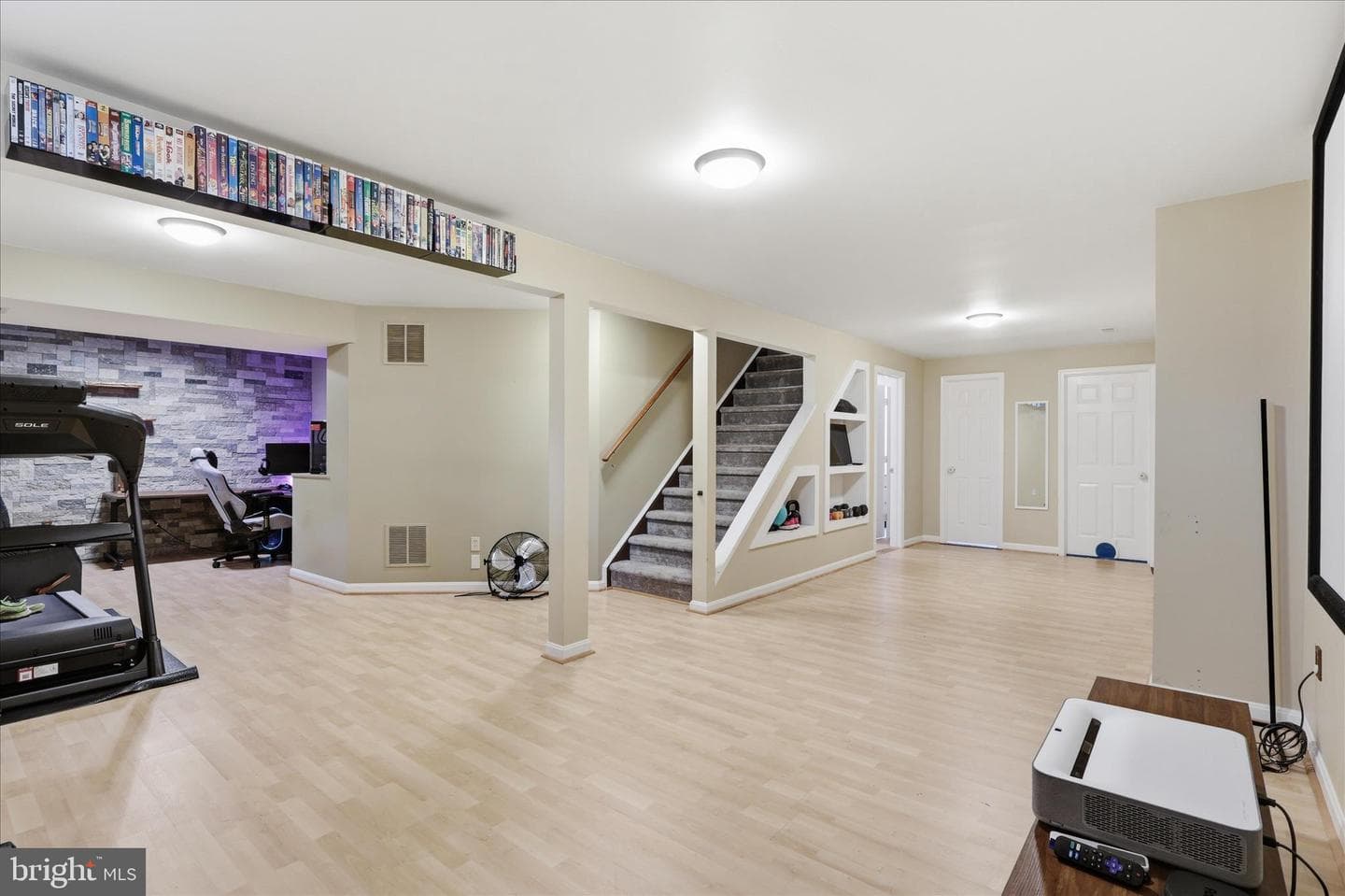 1498 Powells Tavern Place photo 28