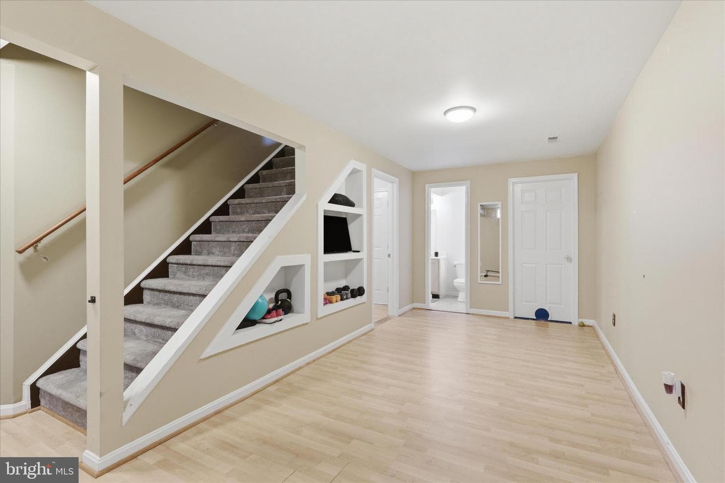 1498 Powells Tavern Place photo 30