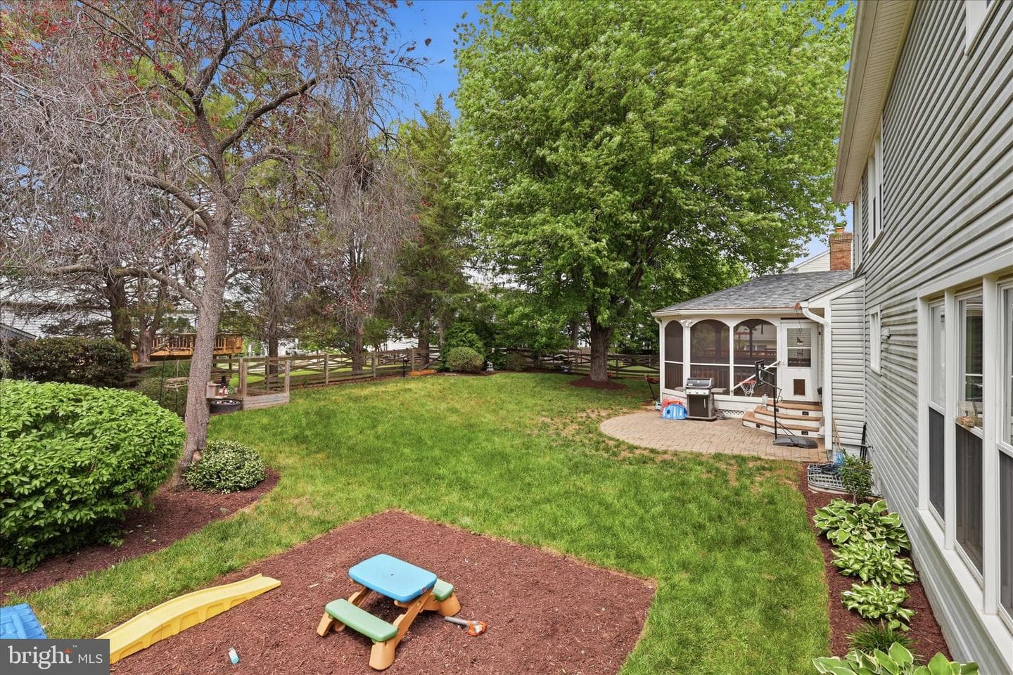 1498 Powells Tavern Place photo 34