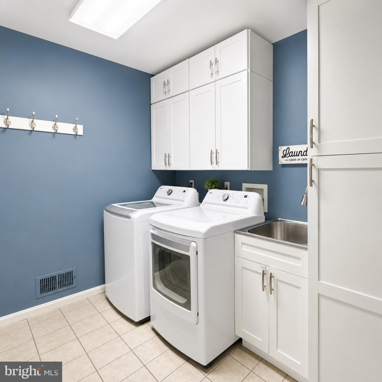 1498 Powells Tavern Place photo 35