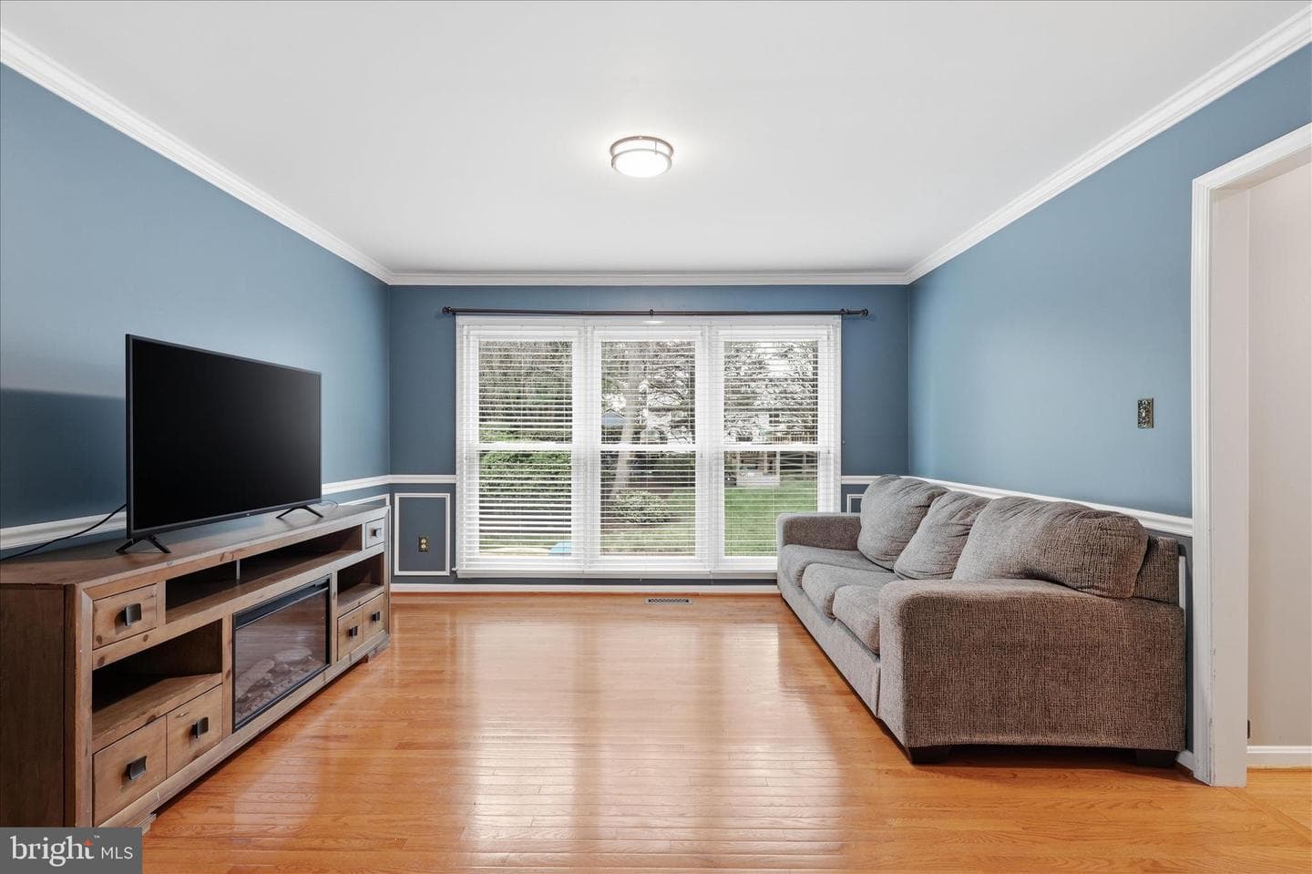 1498 Powells Tavern Place photo 8