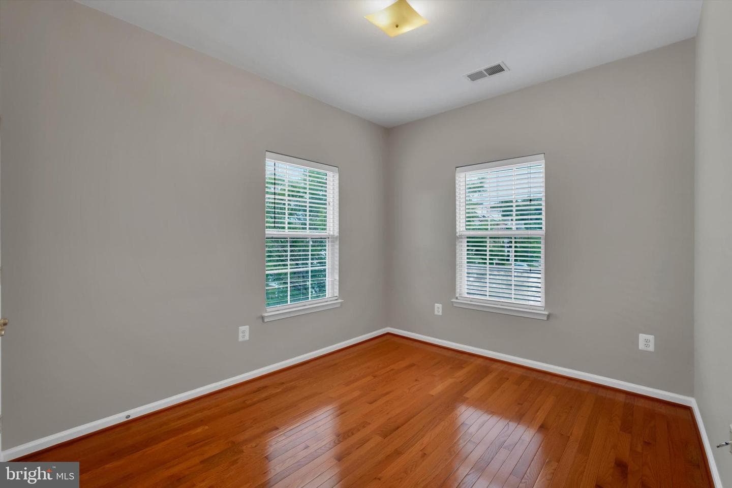 4579 Derring Lane photo 19