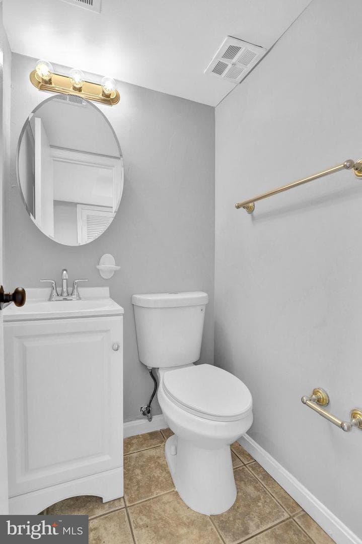 8127 Pinelake Court photo 23
