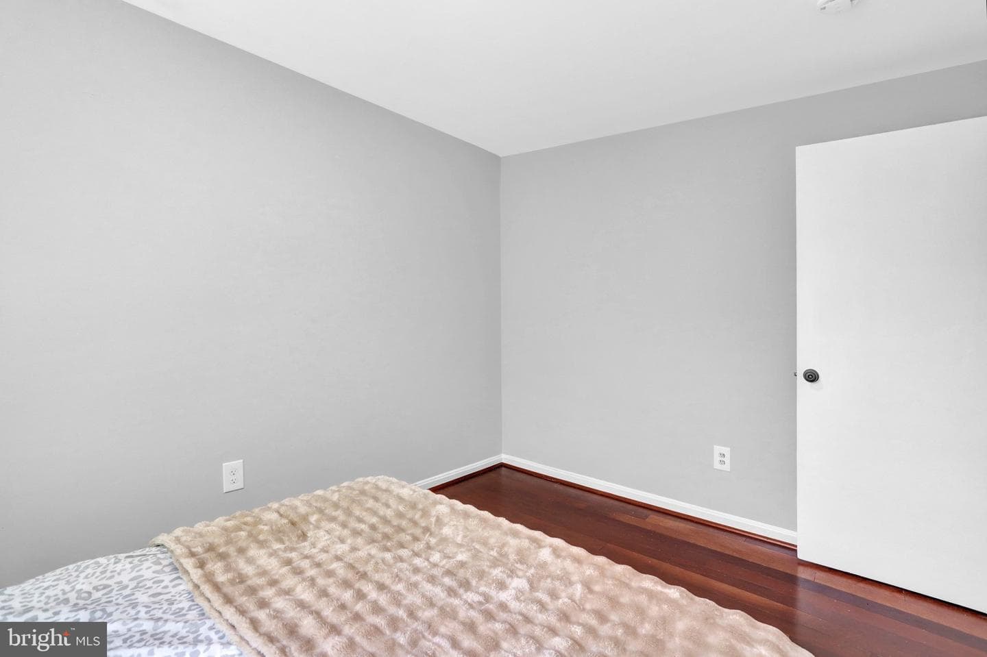 8127 Pinelake Court photo 41