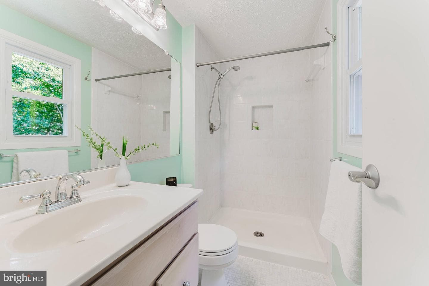 8407 Chillum Court photo 35