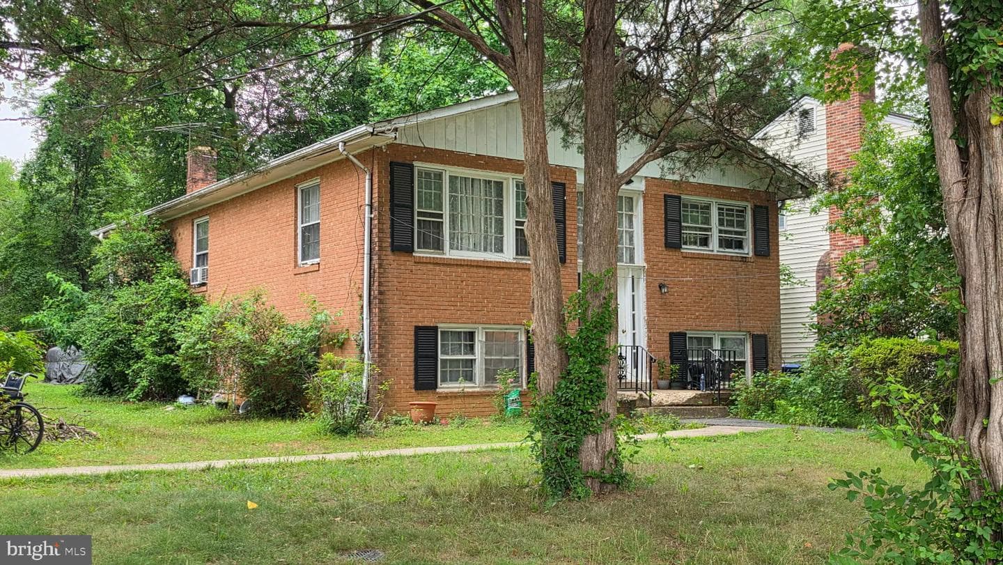 1644 La Salle Avenue, Mclean