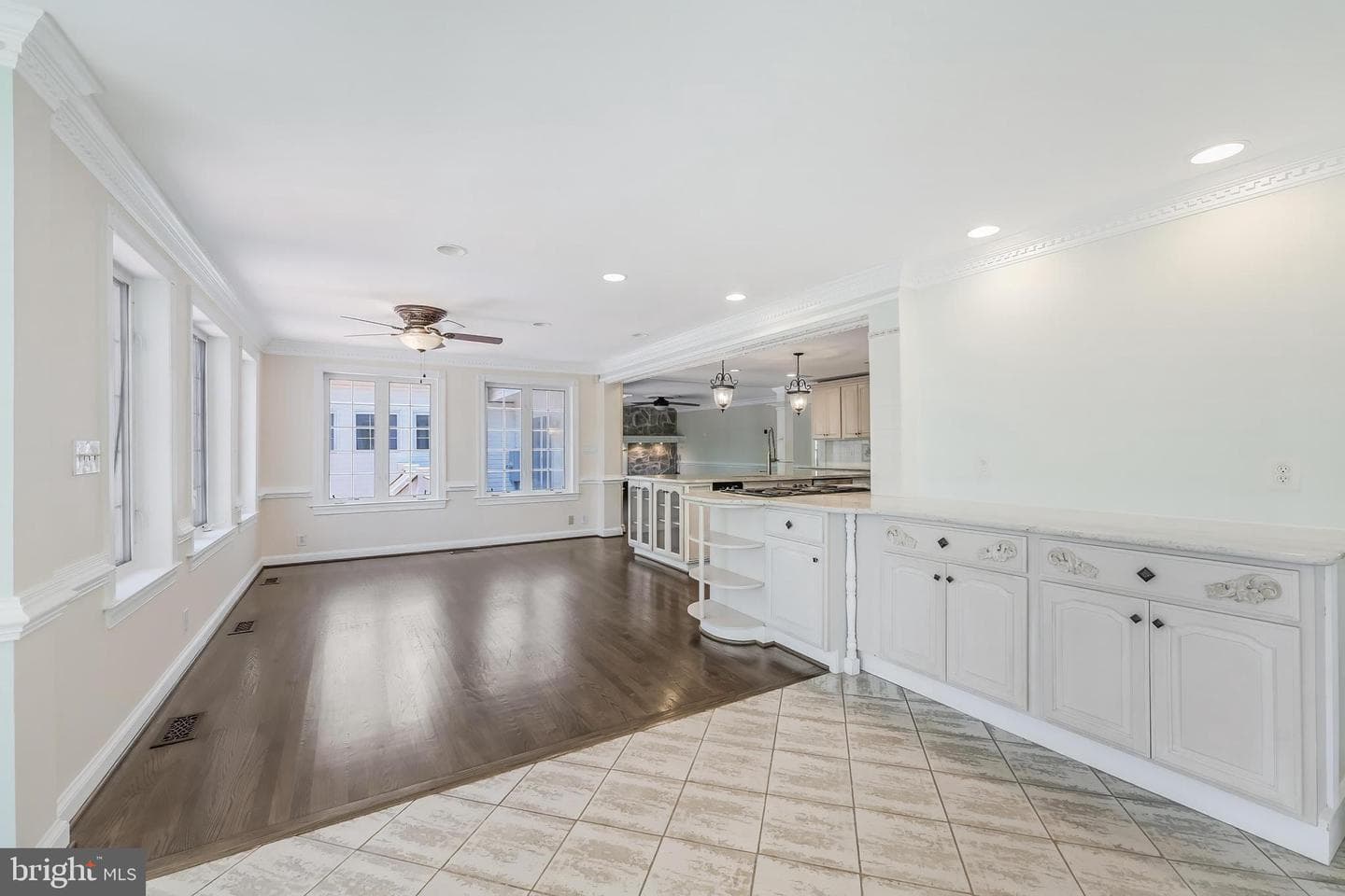 10520 Hunting Crest Lane photo 19