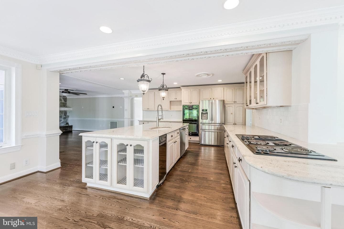 10520 Hunting Crest Lane photo 20