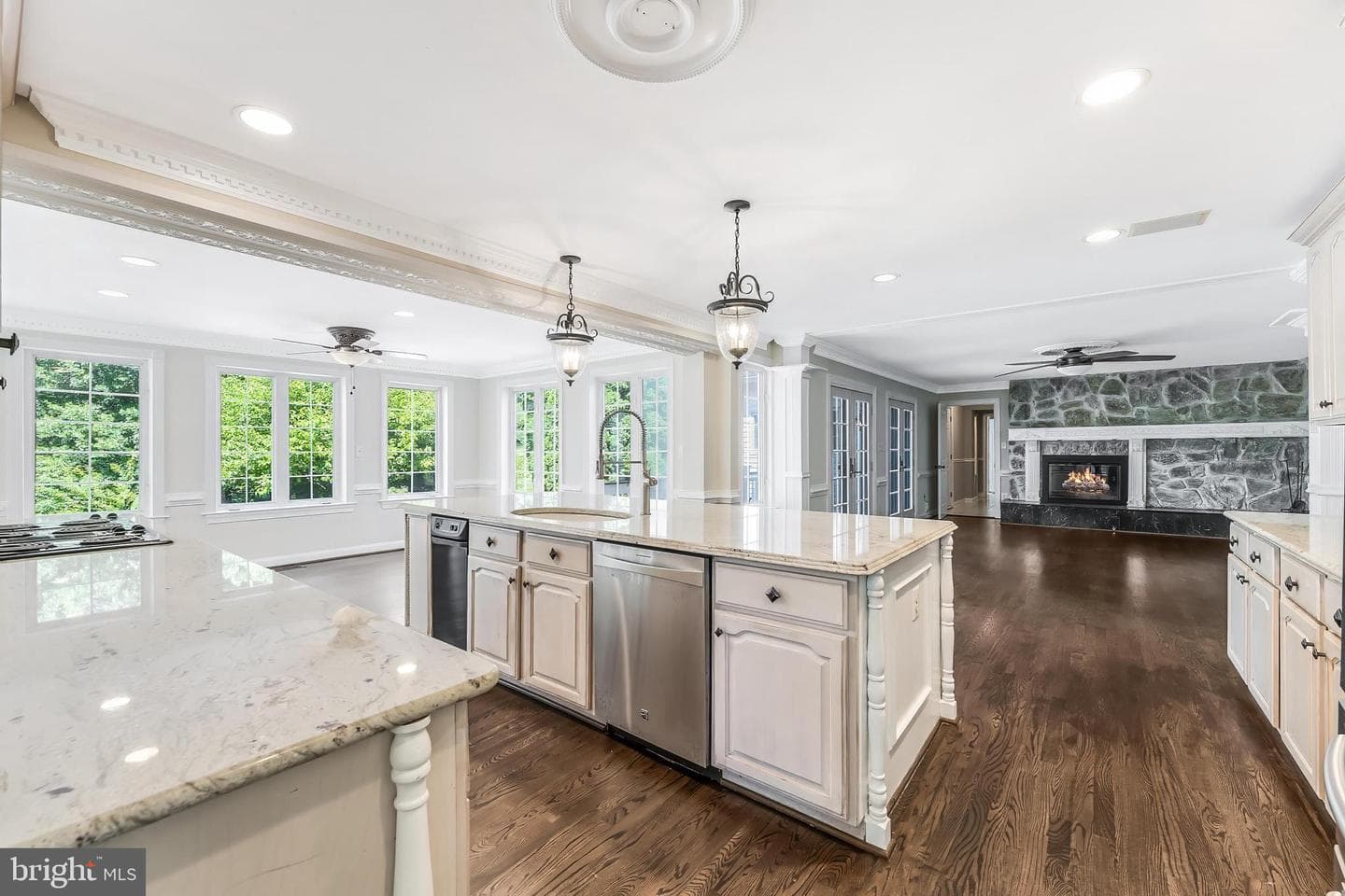 10520 Hunting Crest Lane photo 26