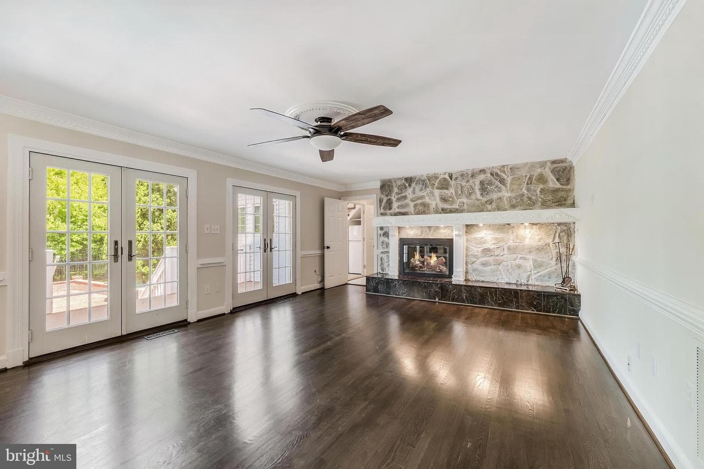 10520 Hunting Crest Lane photo 28