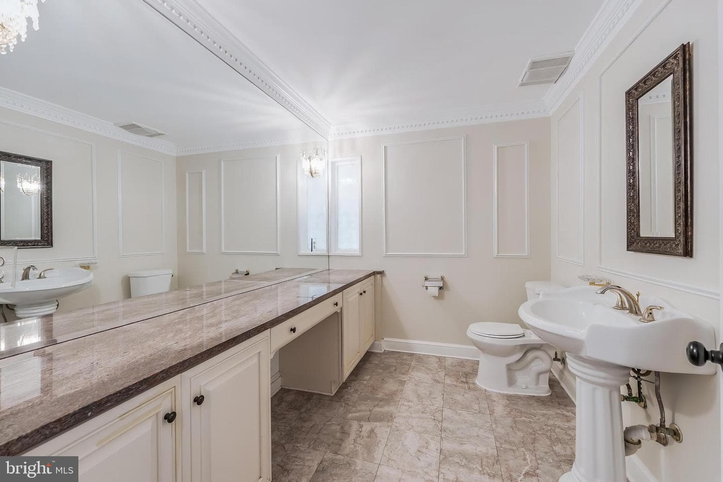 10520 Hunting Crest Lane photo 31