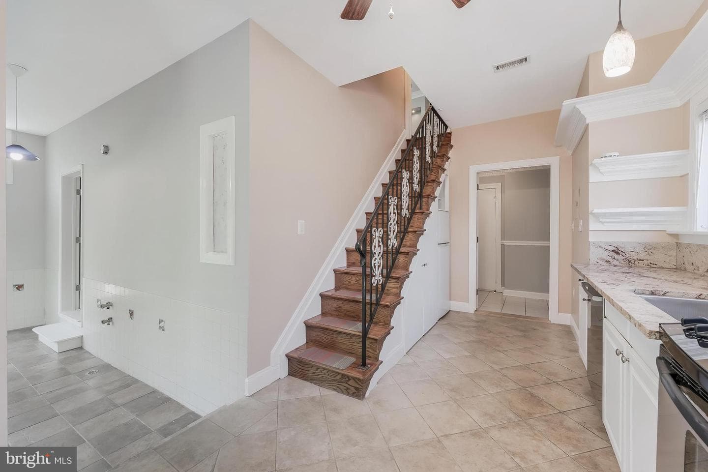 10520 Hunting Crest Lane photo 36