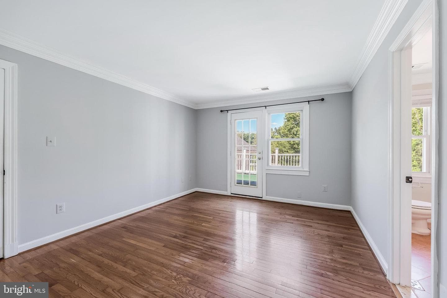10520 Hunting Crest Lane photo 39