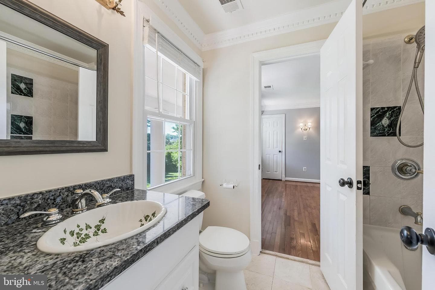 10520 Hunting Crest Lane photo 47