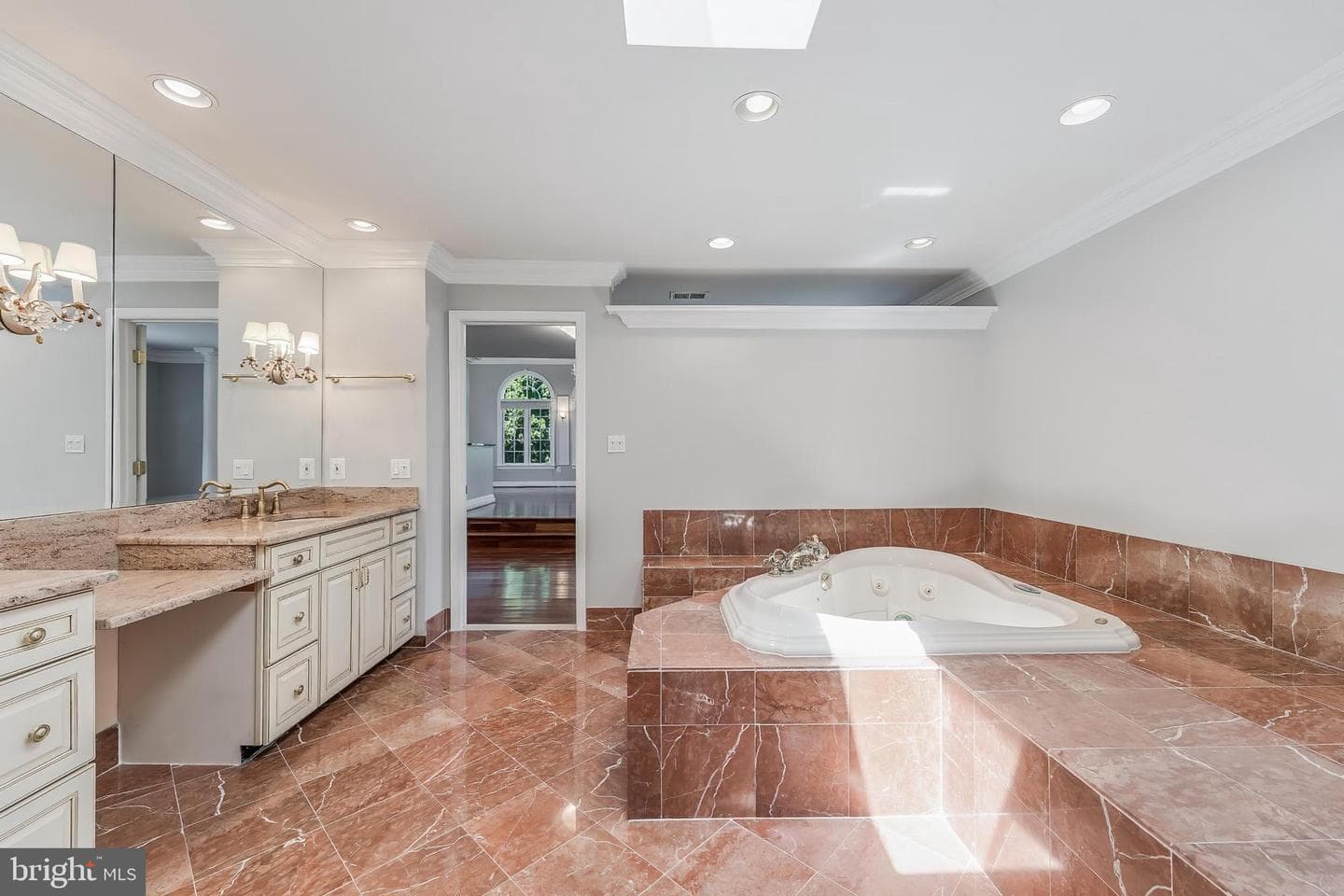 10520 Hunting Crest Lane photo 61
